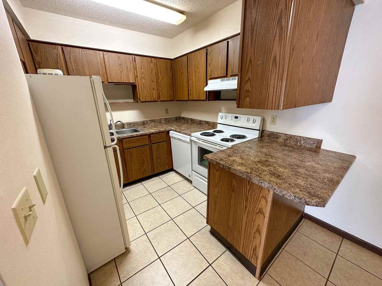 4737 Toronto Street - Photo 5 of 22