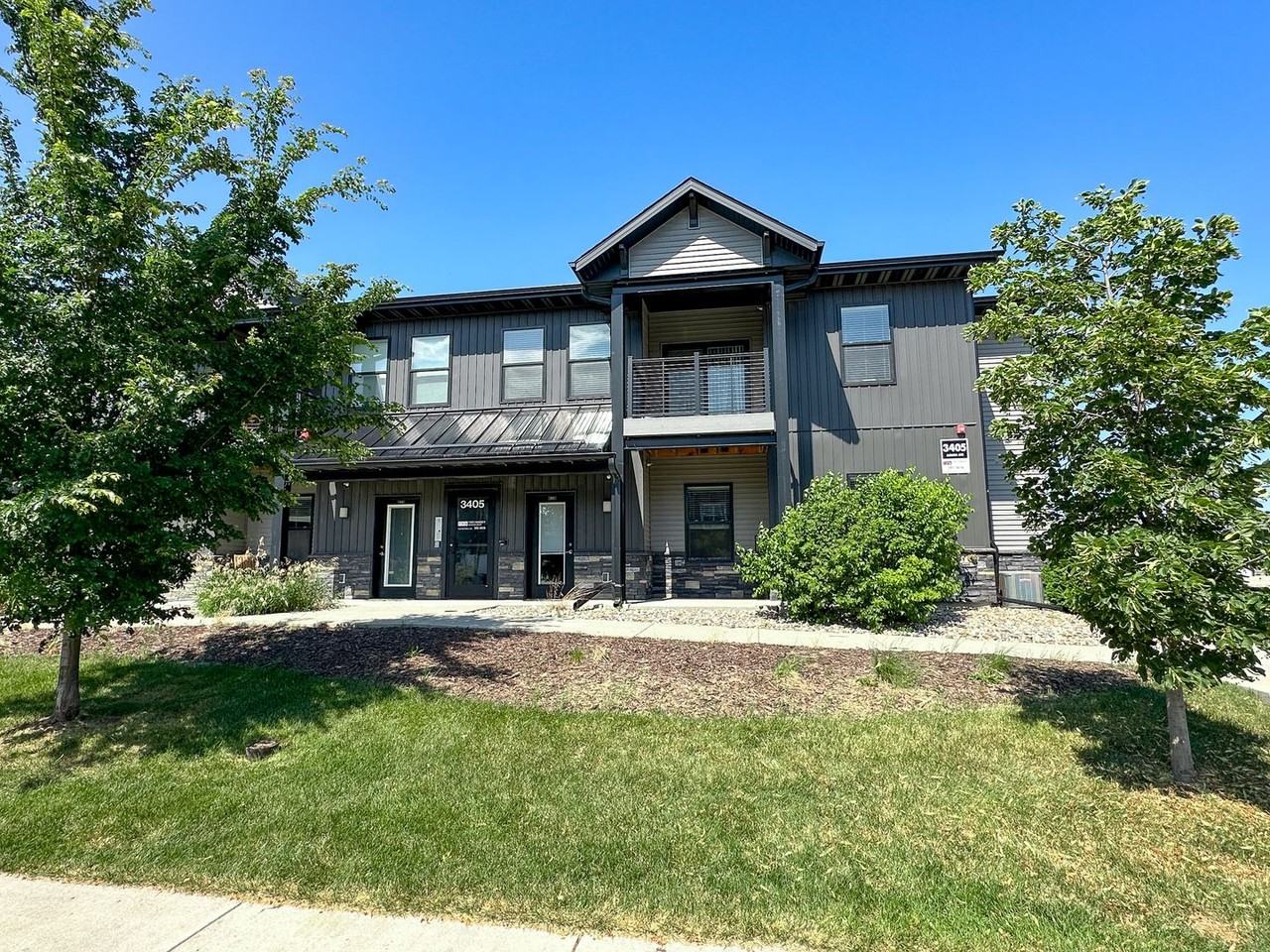 3405 Aurora - Photo 2 of 48