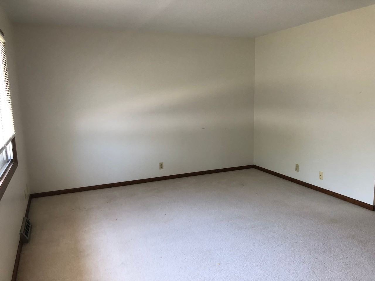 621 9th Street - Photo 3 of 17