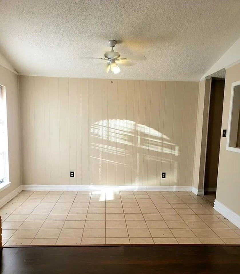 1904 Hooper St - Photo 5 of 16
