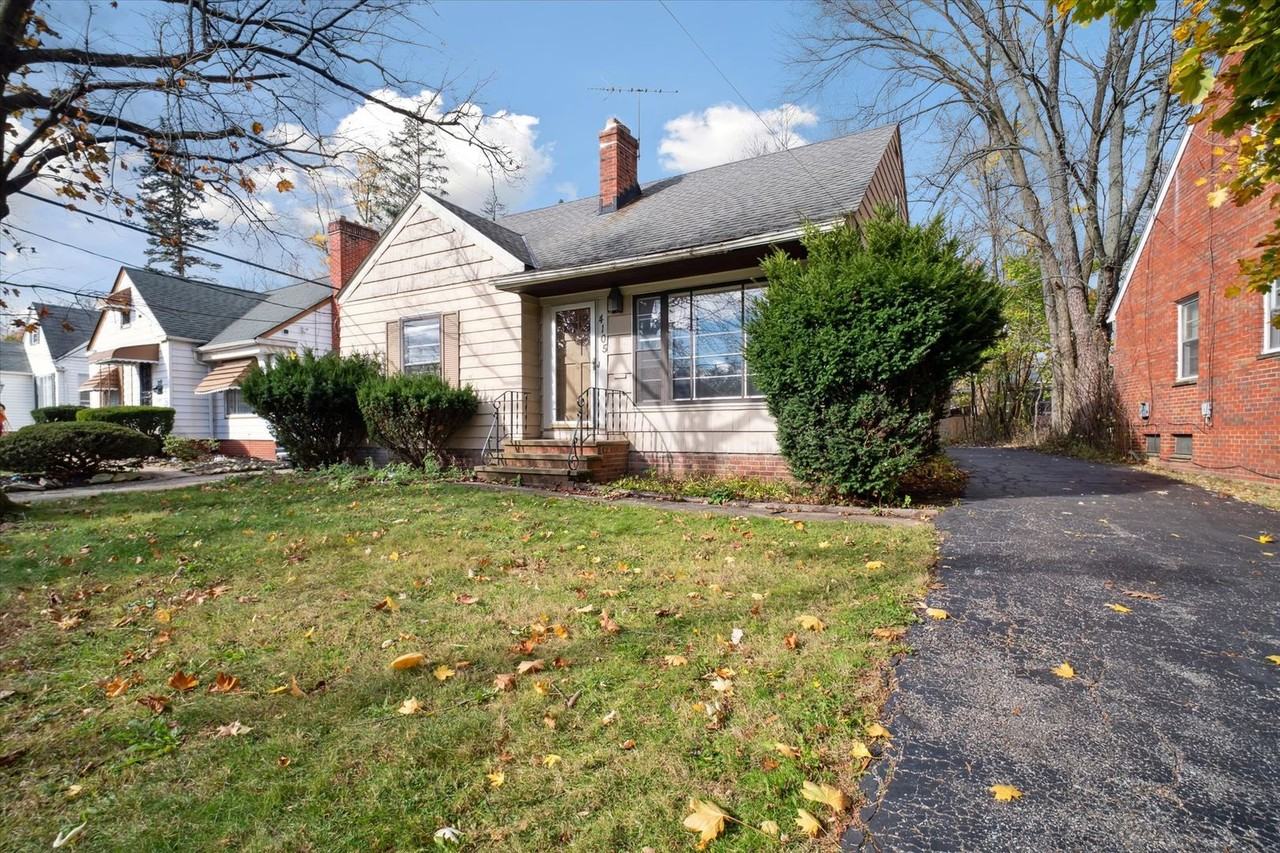 4105 Bluestone Rd - Photo 2 of 26