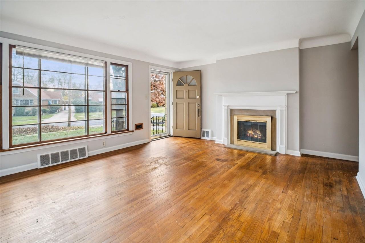 4105 Bluestone Rd - Photo 5 of 26
