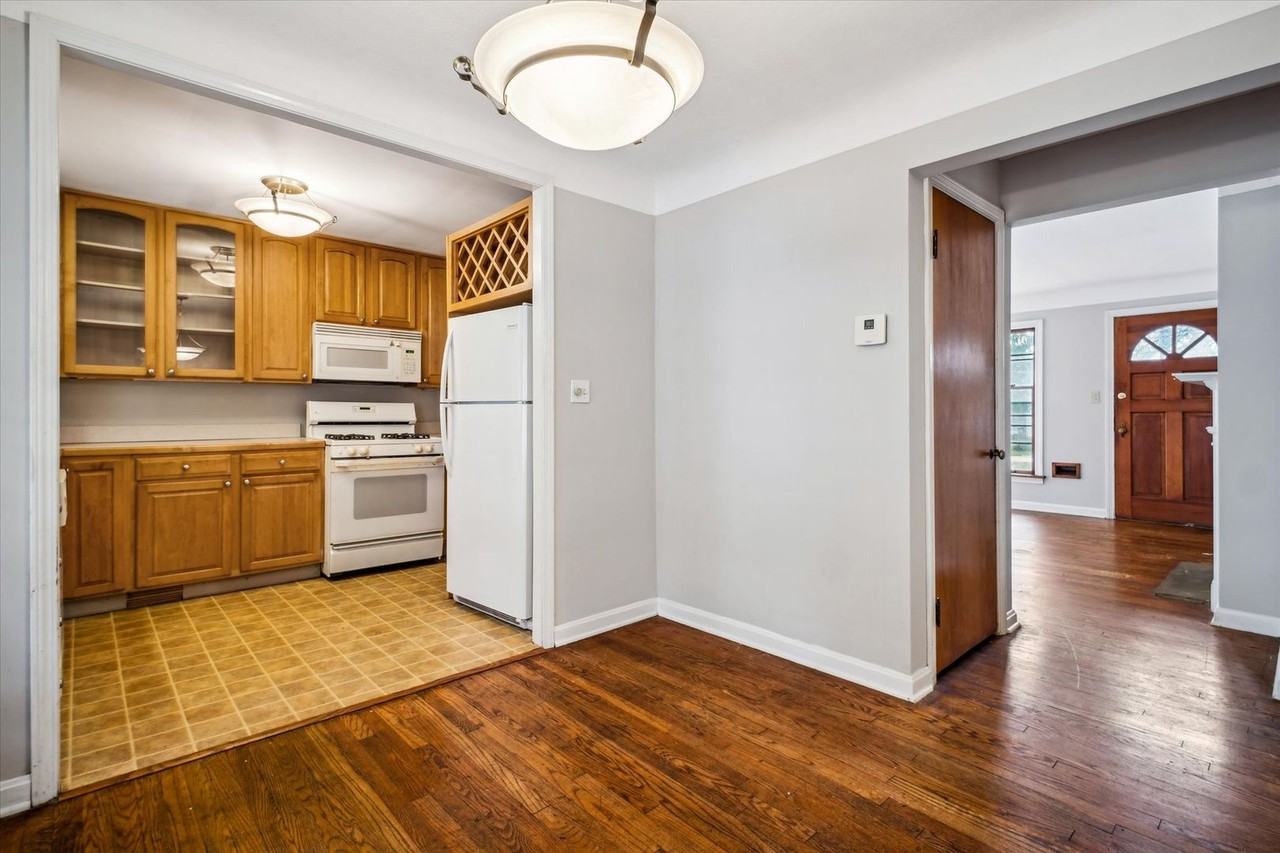 4105 Bluestone Rd - Photo 7 of 26