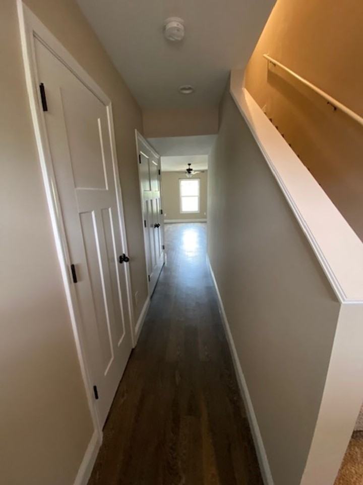 1909 E 9th St - Photo 2 of 16