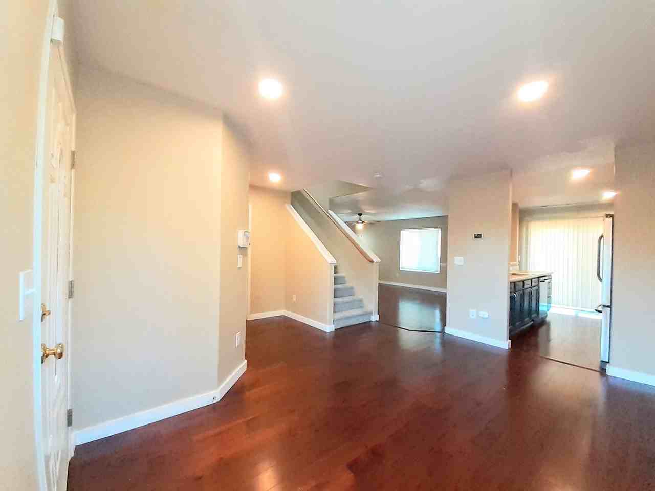 10005 Cole Ct - Photo 2 of 21