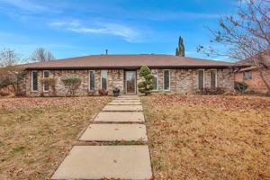 featured image of 2500 Downing Dr