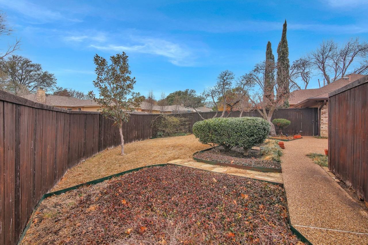 2500 Downing Dr - Photo 7 of 36