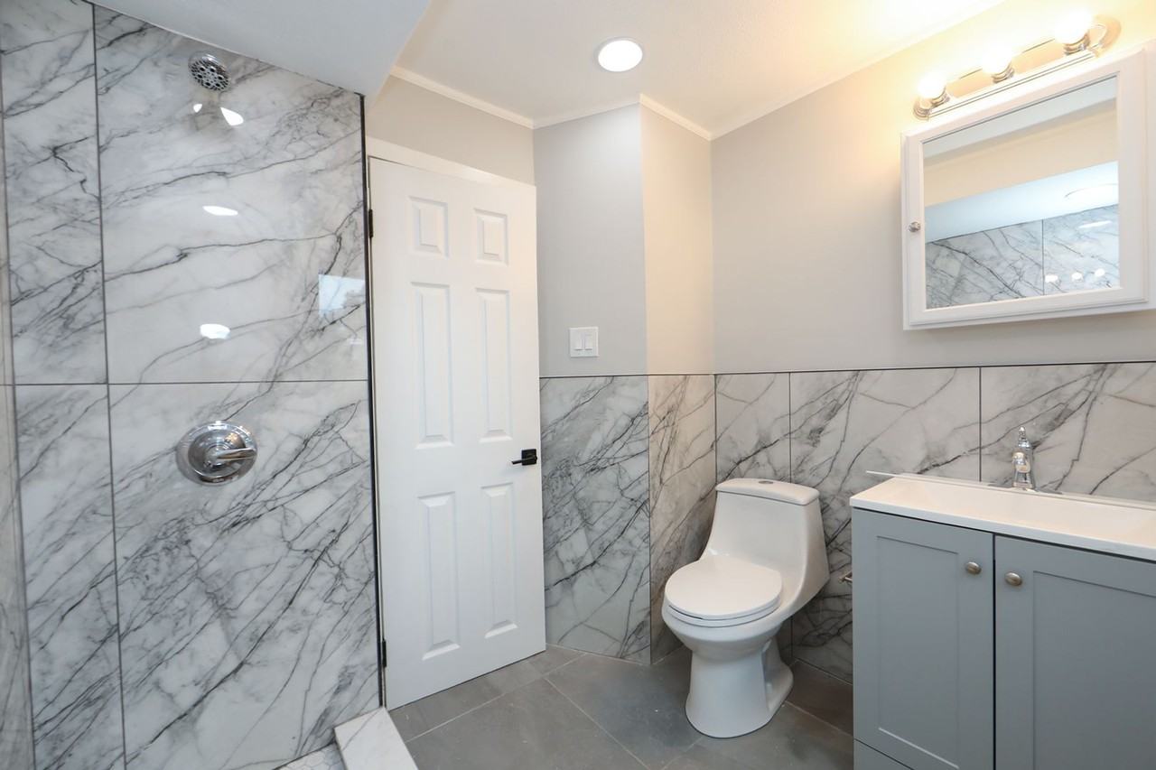 3533 K St - Photo 2 of 7