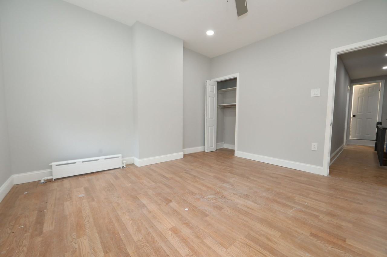 3533 K St - Photo 5 of 7