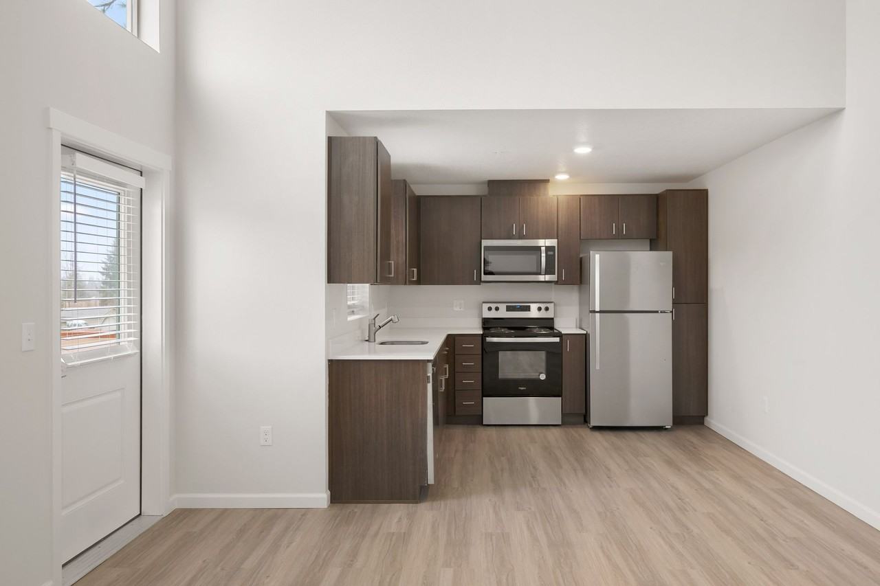 Shepherds Crossing Apartments - Photo 6 of 50