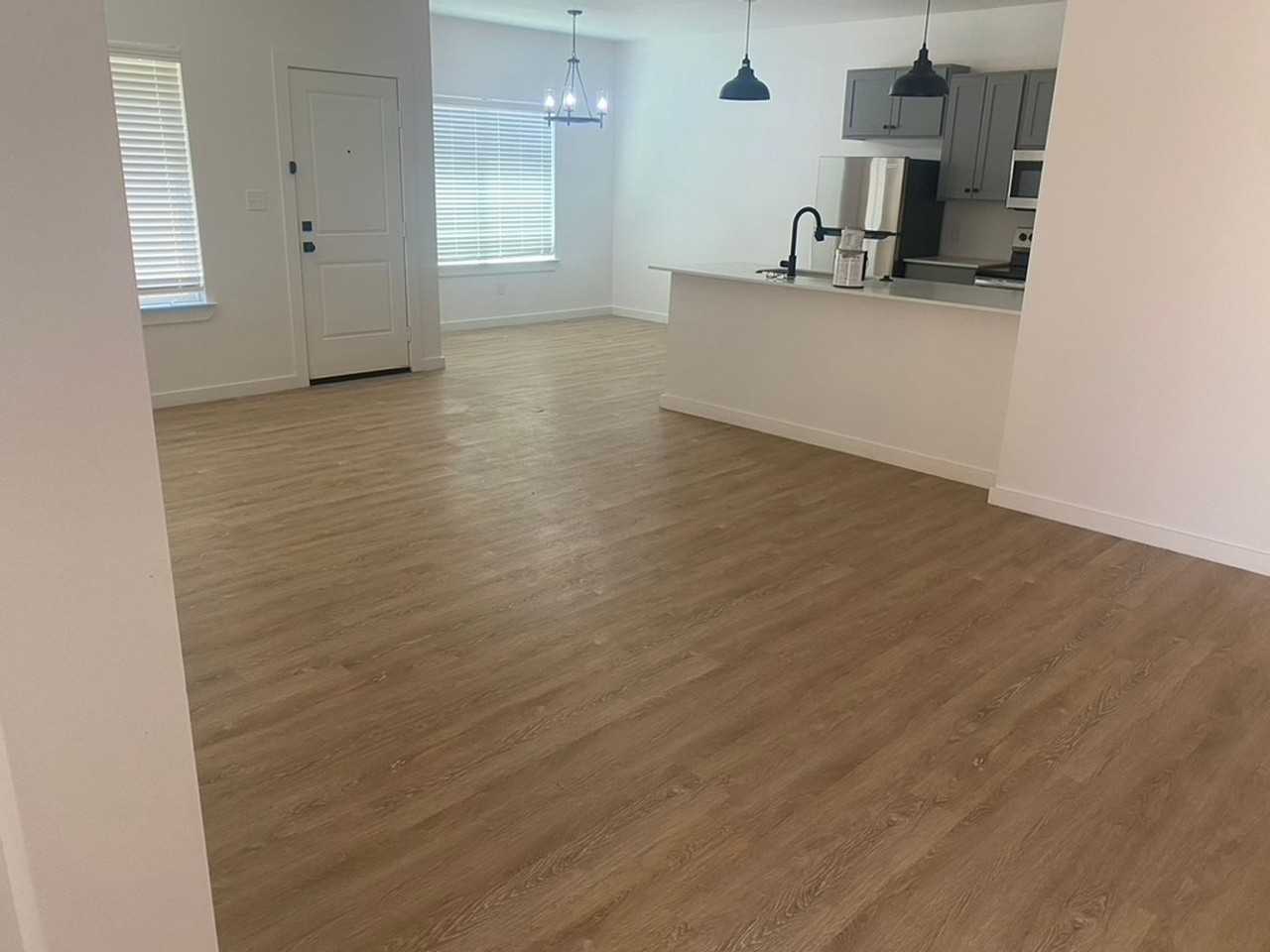 6804 4TH STREET - Photo 2 of 9