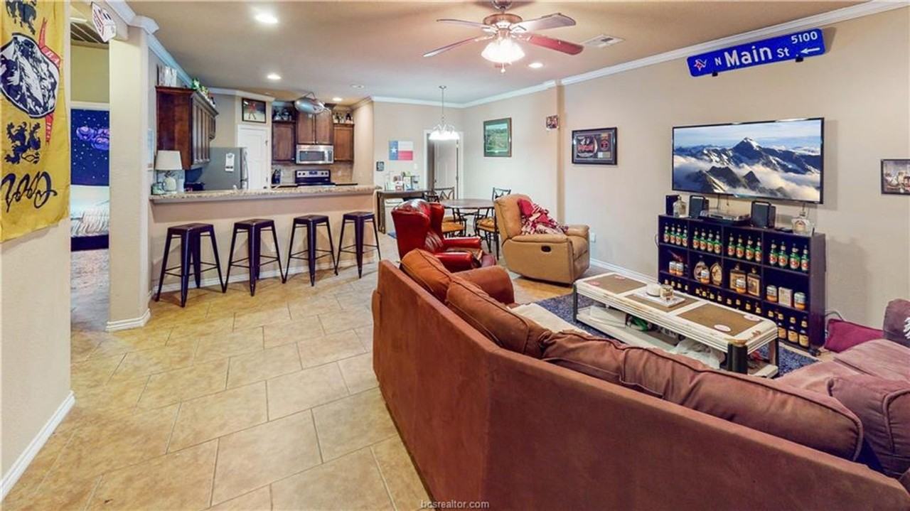 3605 Haverford Road - Photo 6 of 8