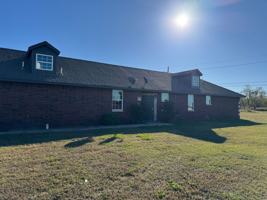 featured image of 302 6th St