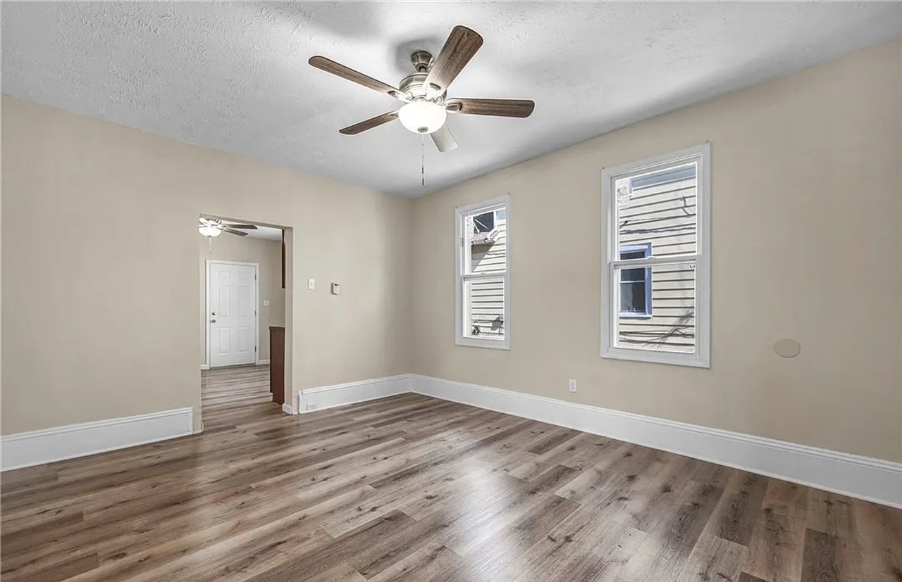 6527 Sebert Ave - Photo 3 of 14