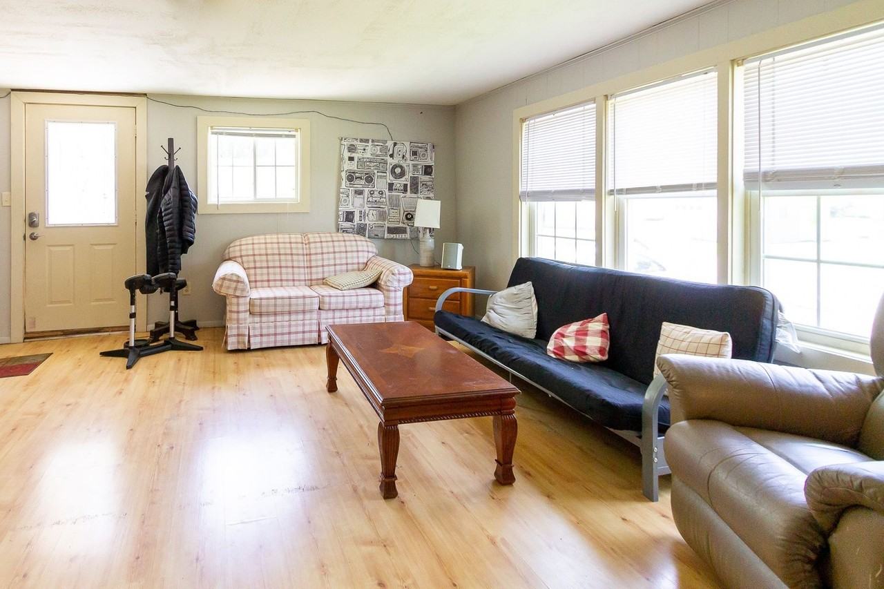 2100 N Ball Ave - Photo 6 of 14