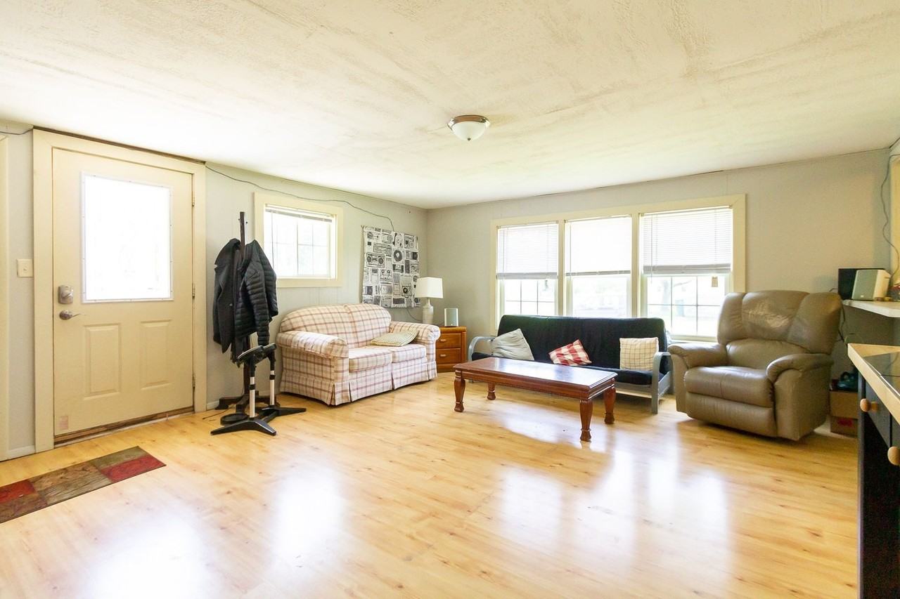 2100 N Ball Ave - Photo 7 of 14