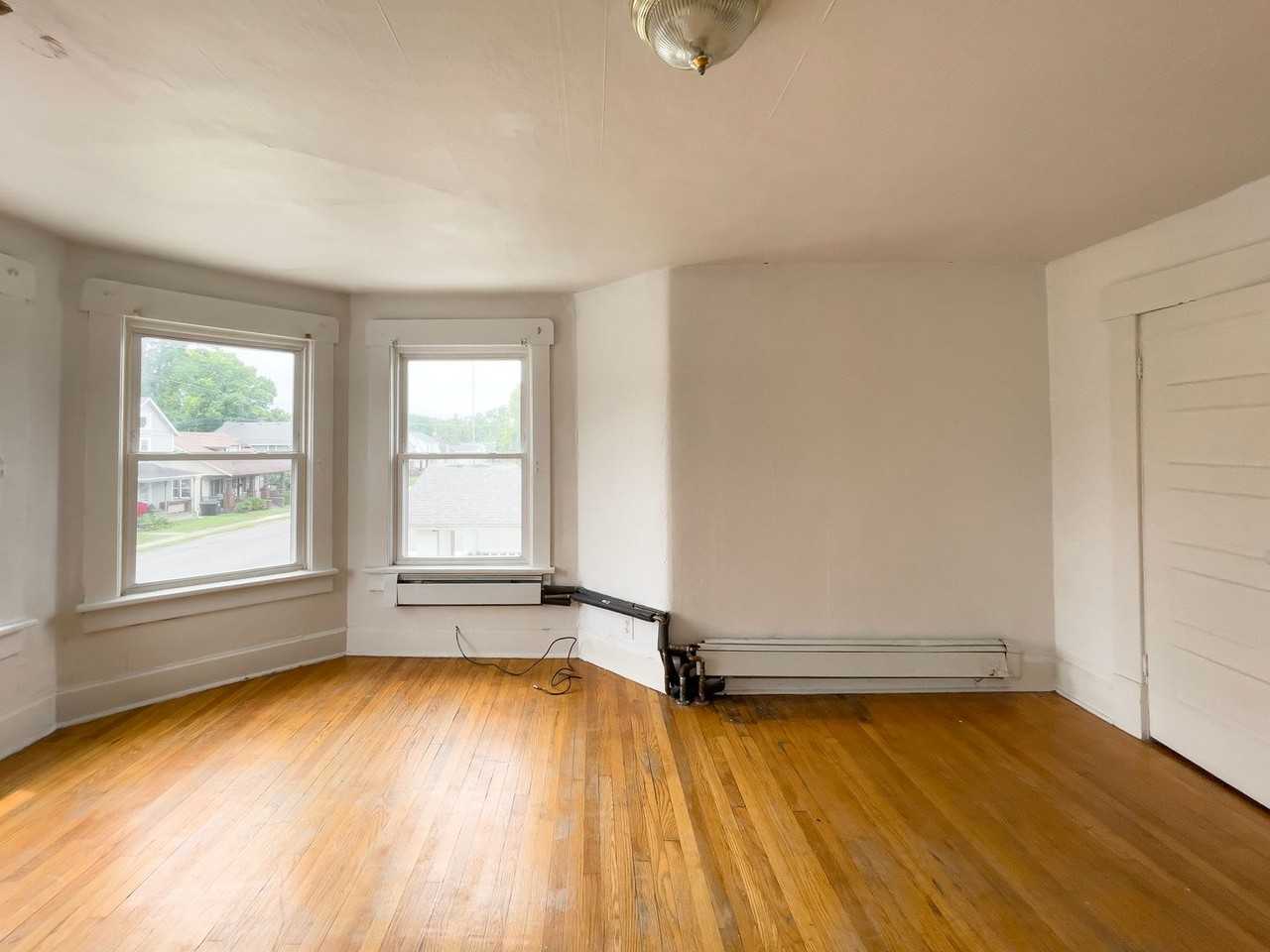 1926 W Jackson St - Photo 7 of 30