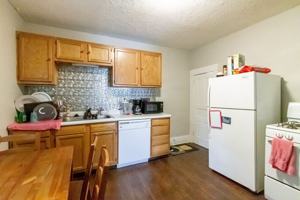 featured image of 100 N Martin St