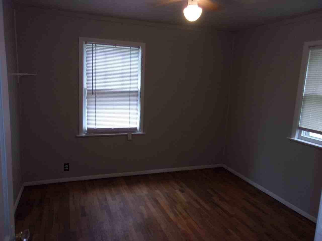 328 1/2 S Talley Ave - Photo 2 of 6