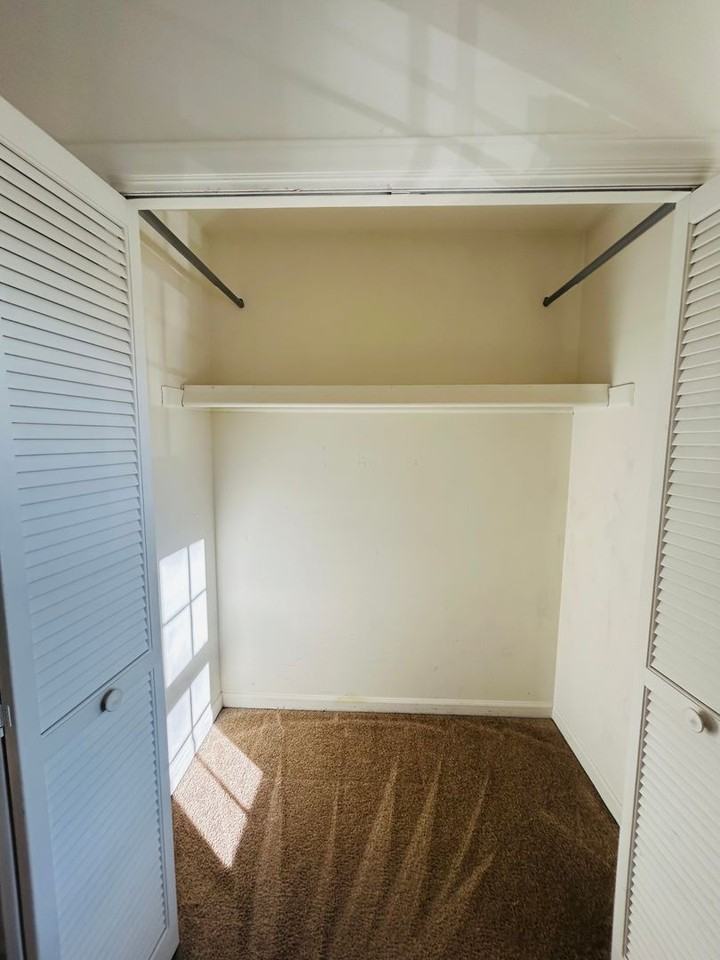 308 Broce Dr - Photo 7 of 10