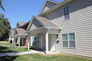 1511 Windsor St - Photo 1 of 1