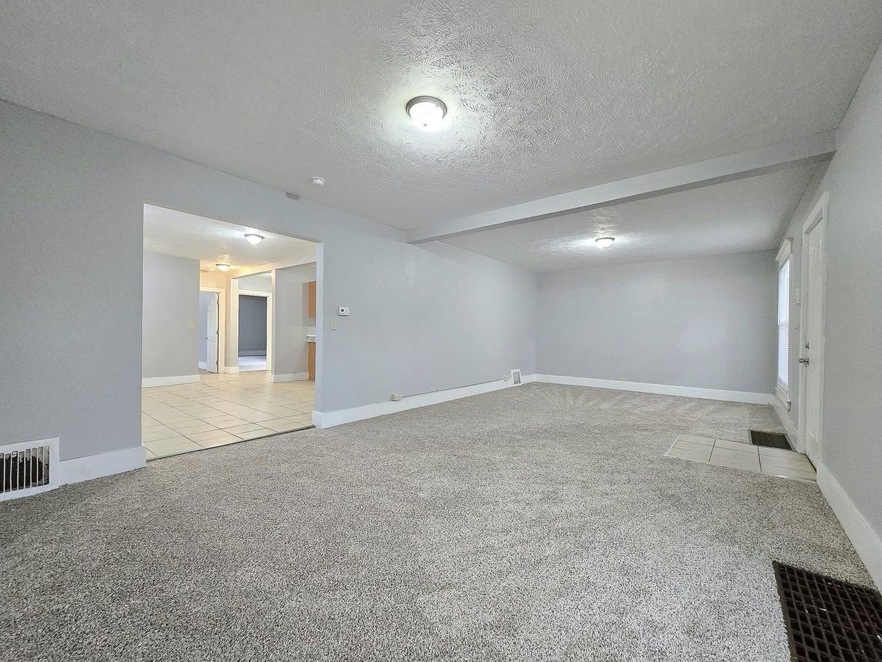 307 Park Ave - Photo 3 of 23