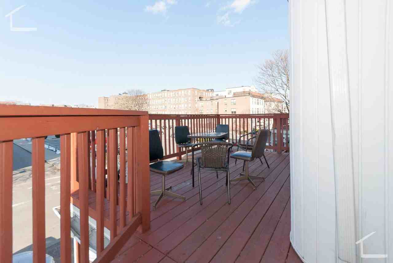 56 Brainerd Rd - Photo 4 of 11