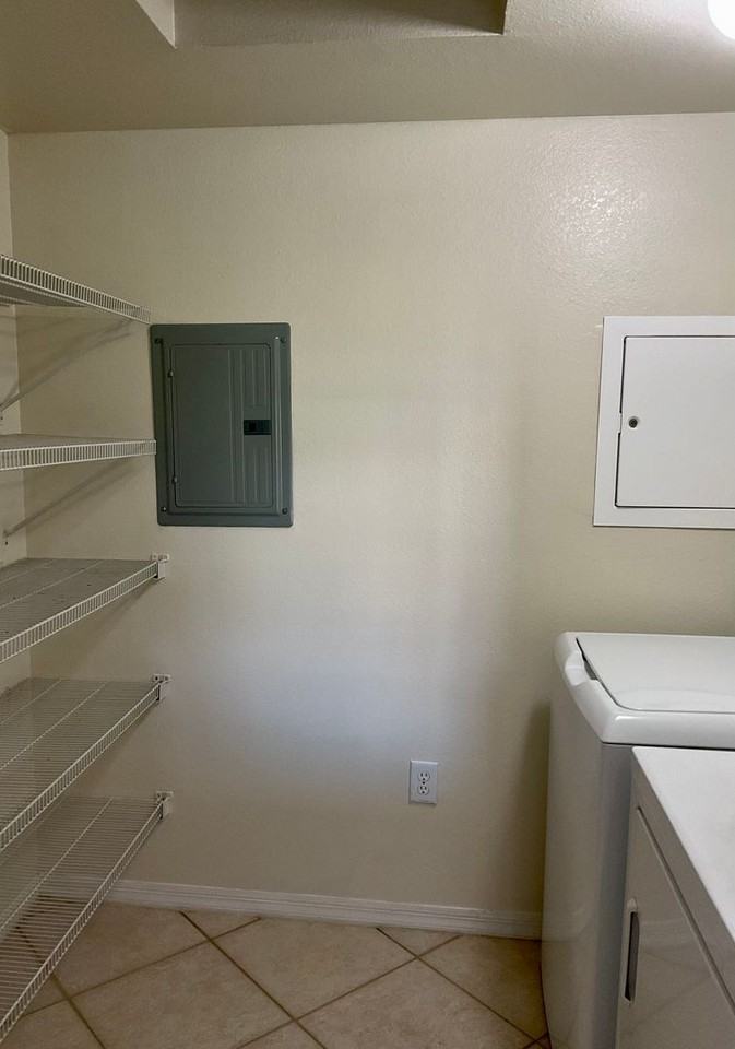 6530 Emerald Dunes Dr #304 - Photo 4 of 12