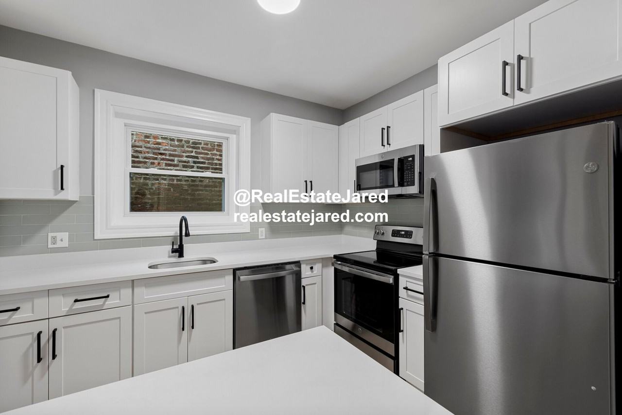 612 Columbus Ave - Photo 2 of 15