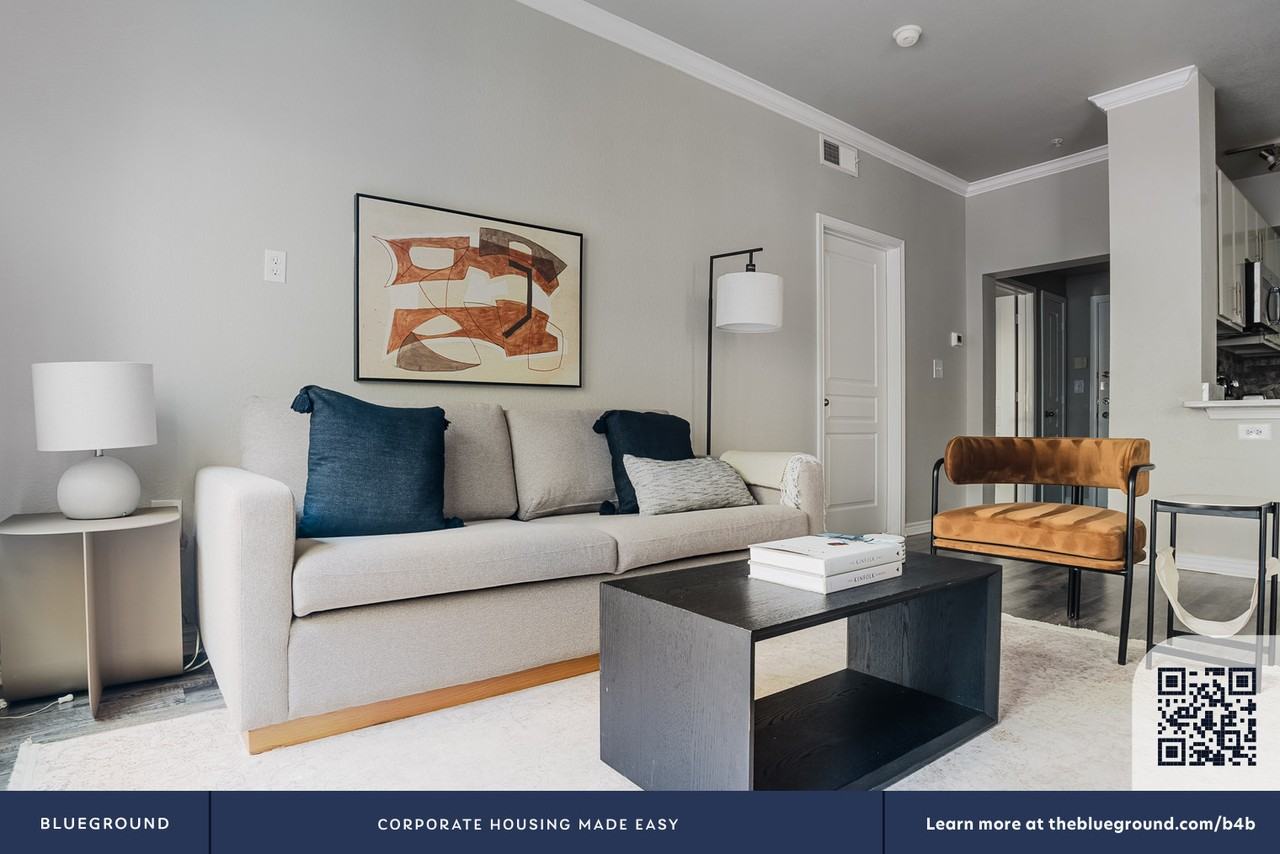 404 Rio Grande Street - Photo 5 of 39