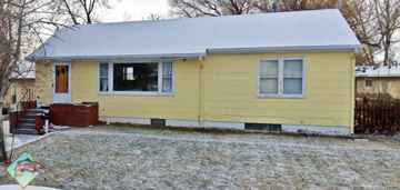 featured image of 826 Avenue C #1