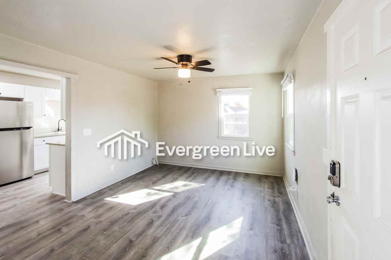 3526 N Estrella Ave - Photo 4 of 15