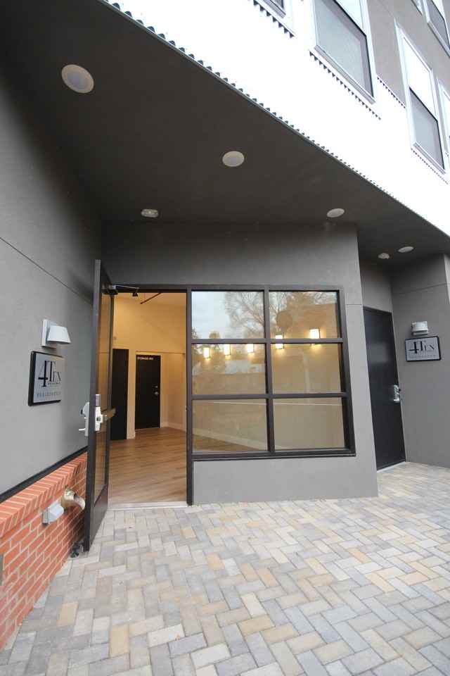 410 Broadway St #301 - Photo 3 of 15