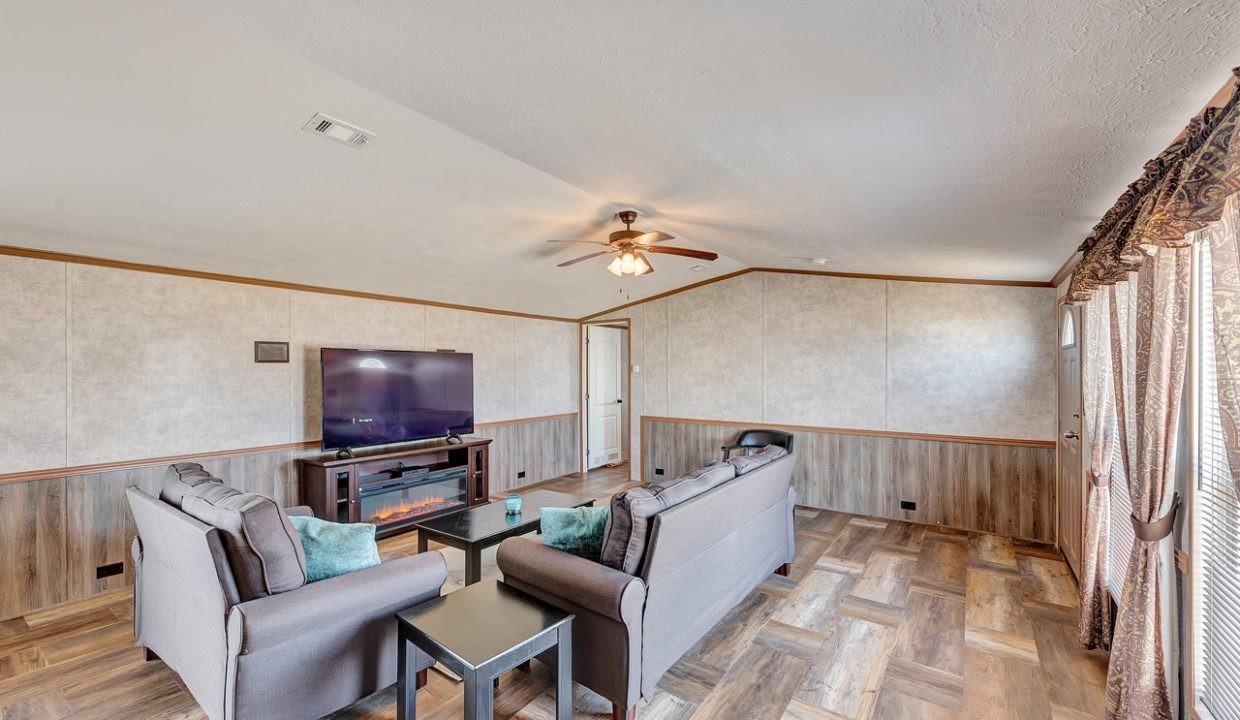 1405 Avenue Z #NA - Photo 2 of 11