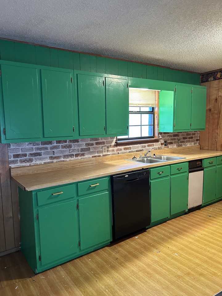 1150 17th St Se #1 - Photo 3 of 7