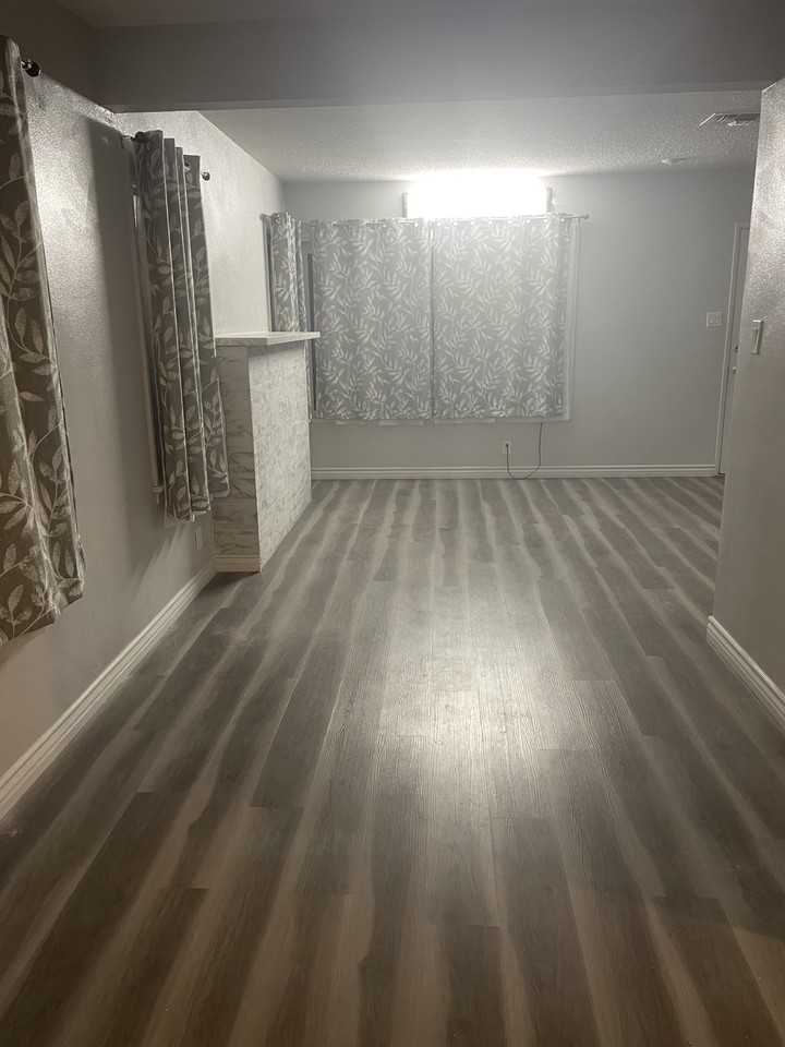 11224 Danbury St #NA - Photo 3 of 11