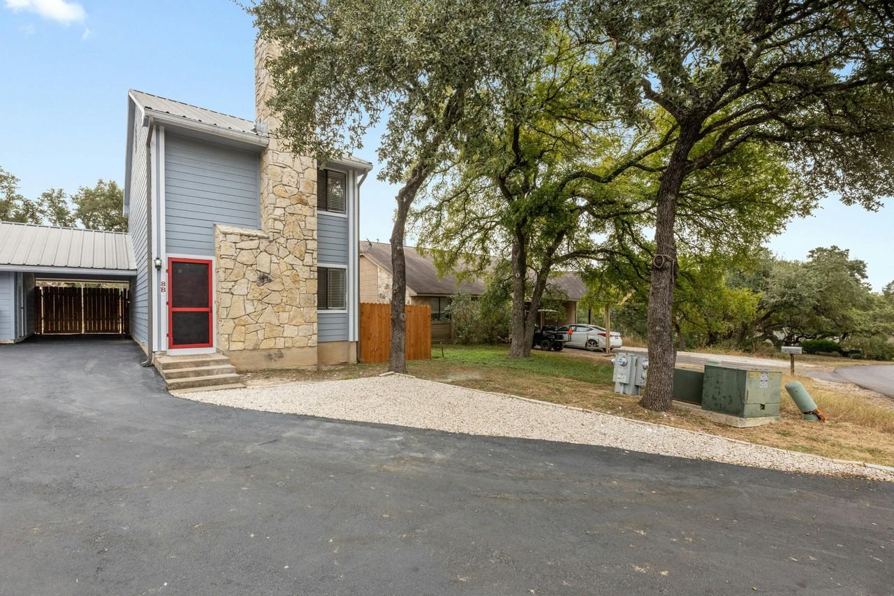 8 Brookmeadow Dr #2 - Photo 2 of 20