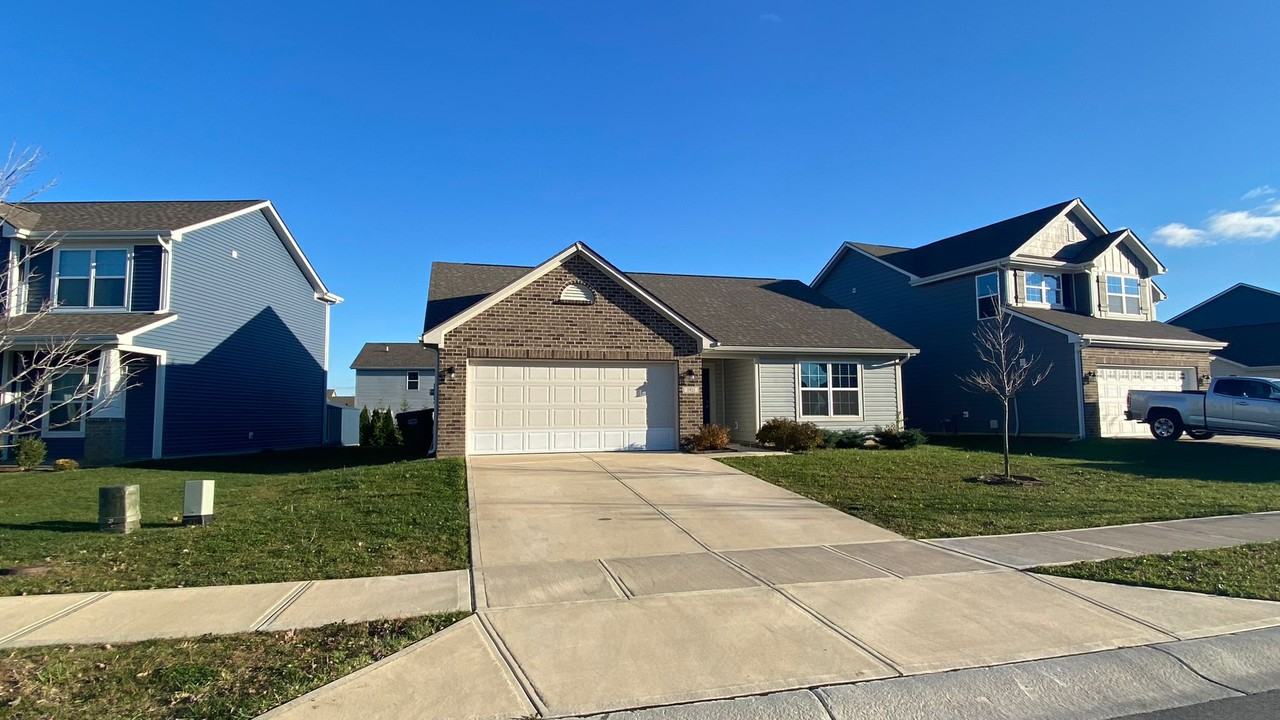 1921 Cold Springs Dr #NA - Photo 2 of 26