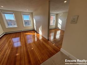 312 Tappan St #6 - Photo 1 of 1