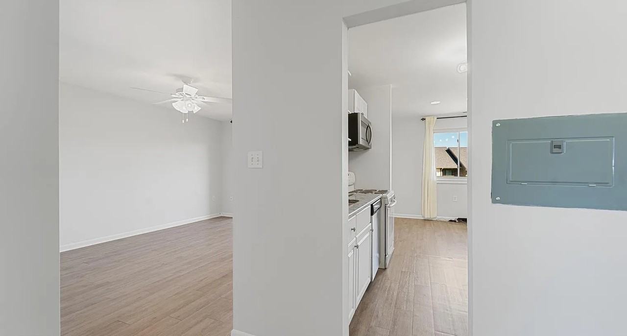 5015 Green Mountain Cir #5 - Photo 5 of 15