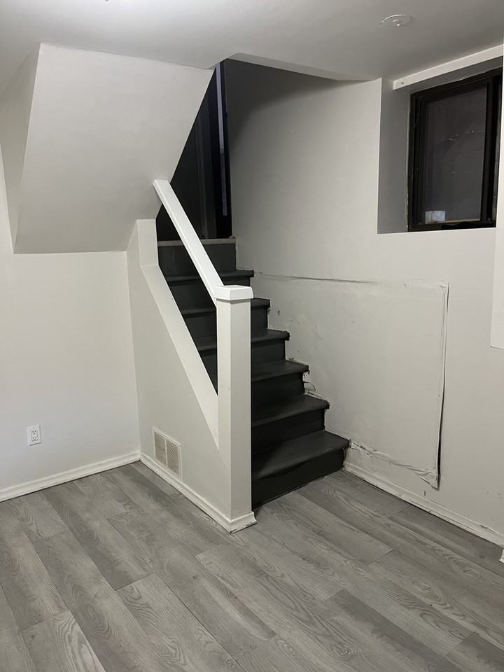 185 Indian Rd - Photo 2 of 13
