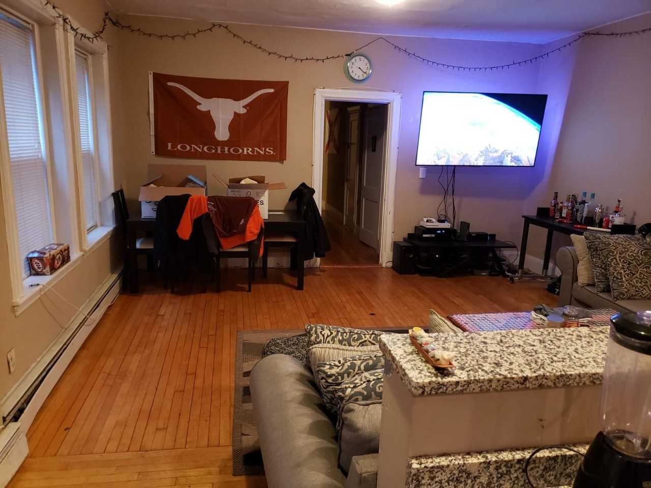 1292 Commonwealth Ave - Photo 3 of 20