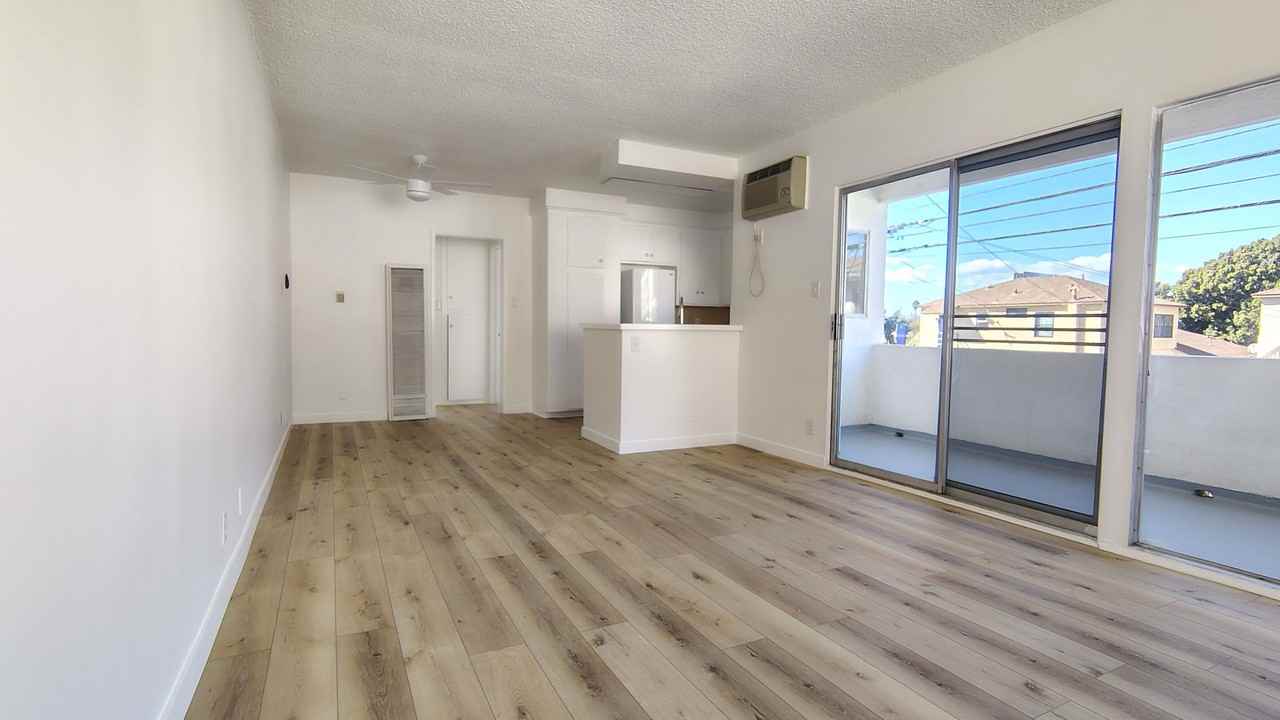12545 Pacific Ave - Photo 7 of 17