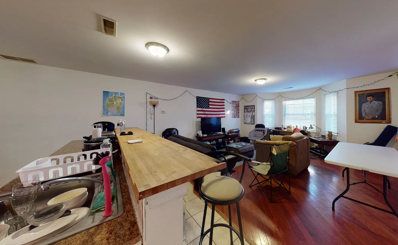 1810 N 17th St - Photo 5 of 16