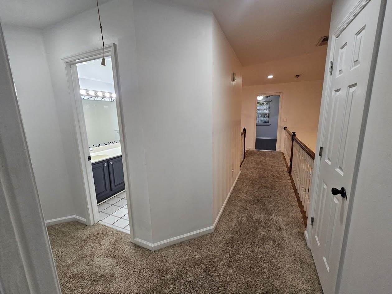 918 Olsen Ave - Photo 3 of 30