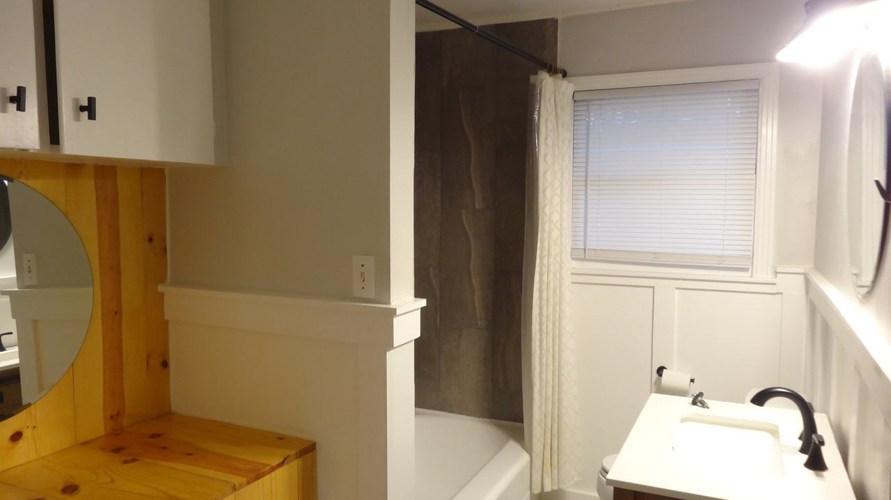 303 Tee Dr - Photo 6 of 10