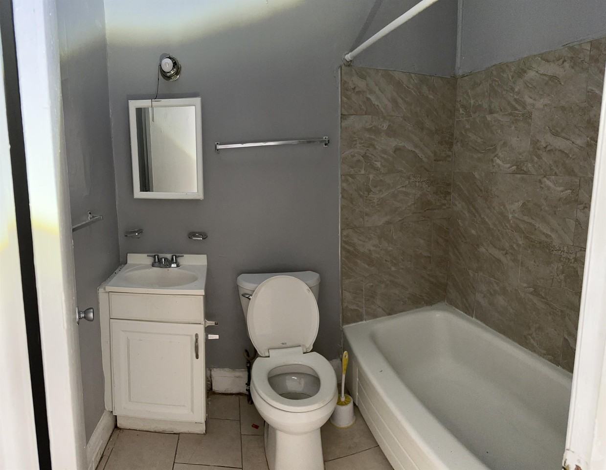 3021 Gwynns Falls Pkwy #1 - Photo 3 of 4