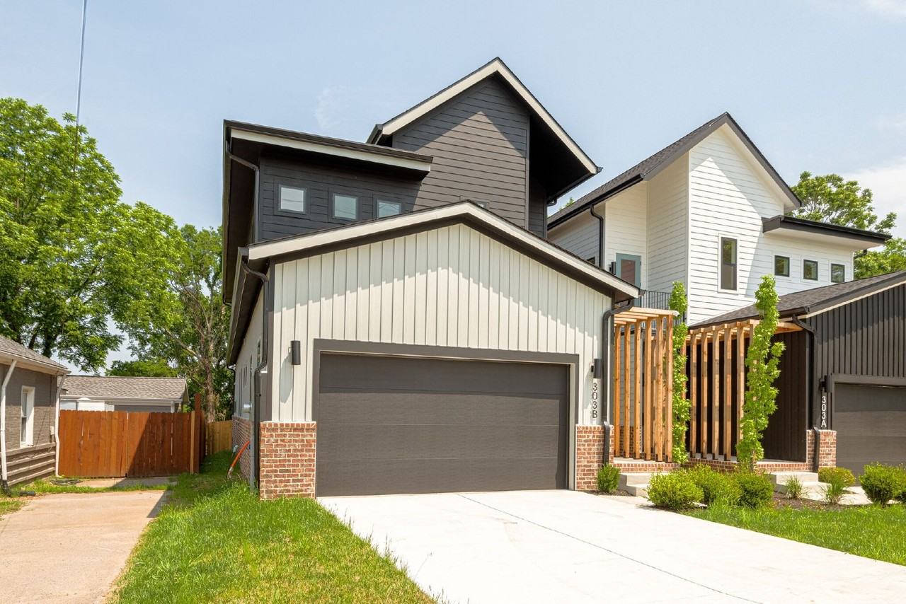 303B Riverside Dr - Photo 2 of 41