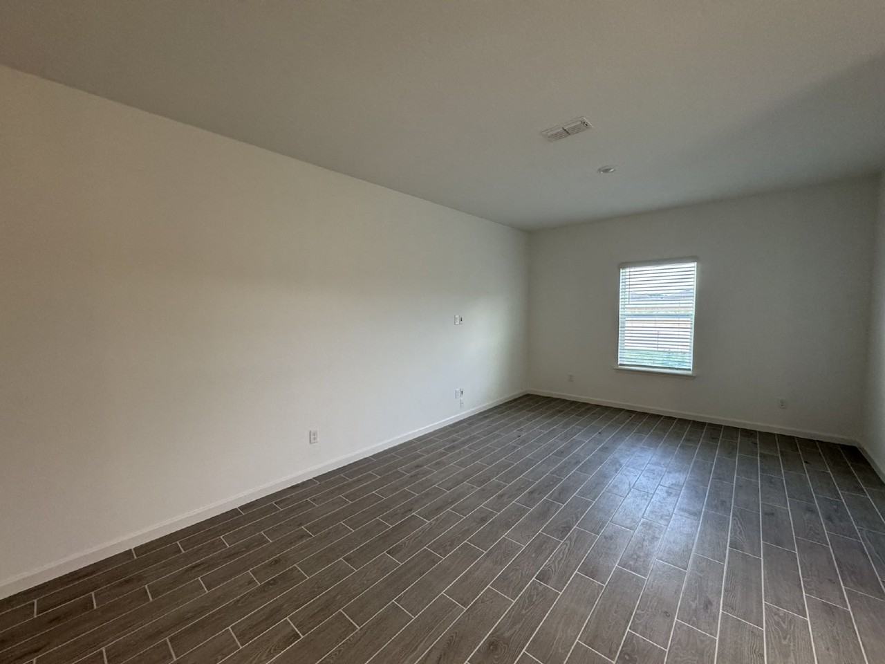 1653 Pacifico Way - Photo 2 of 14