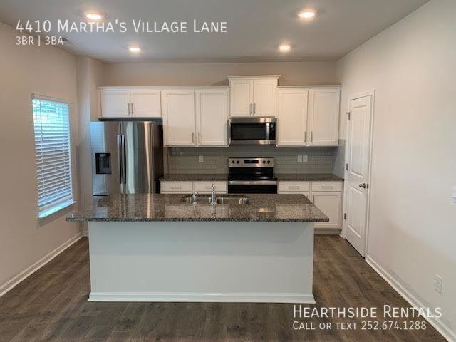 4410 Marthas Village Ln - Photo 5 of 25